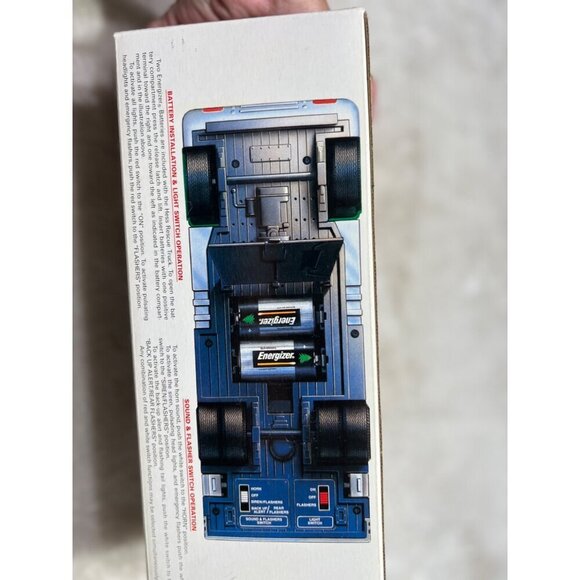 Hess Rescue Truck 1994 edition toy new in box - Picture 2 of 4